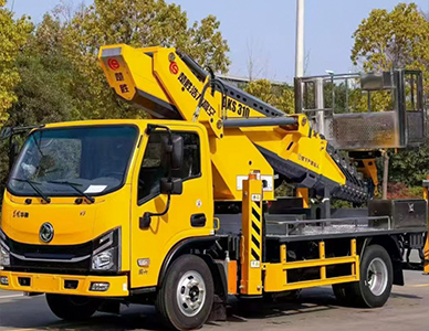 高空作业车.jpg