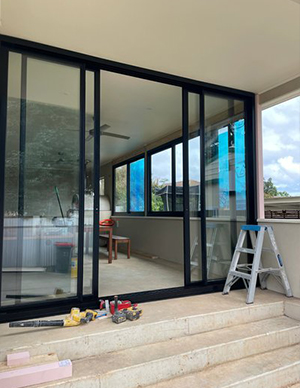 玻璃门窗 (1).jpg